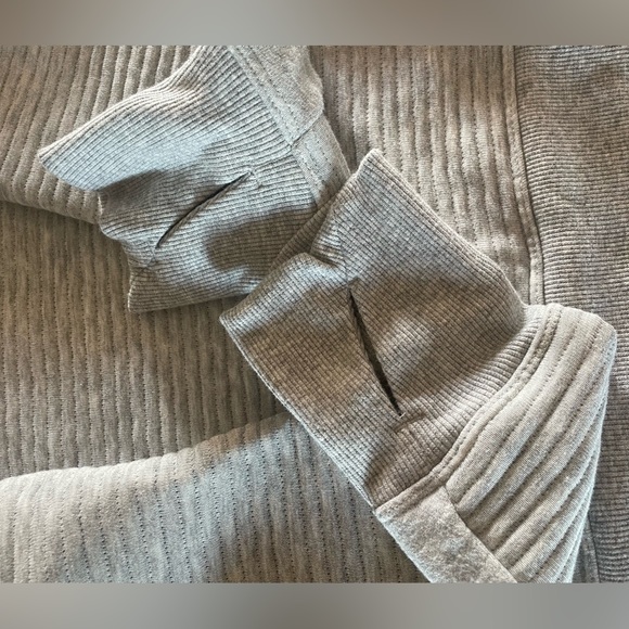 light Grey ribbed pullover, All In Motion, size M - Picture 5 of 5